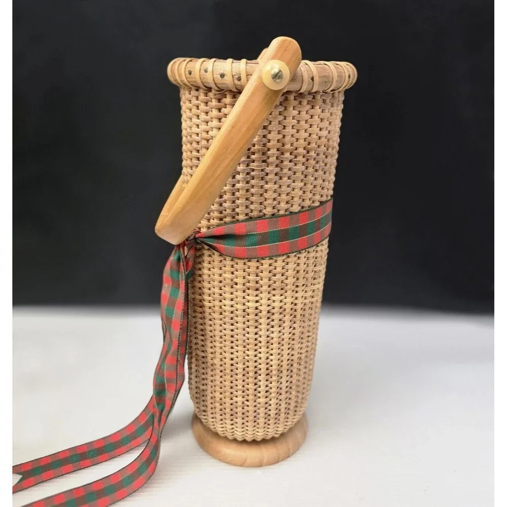 Vintage Nantucket Lightship Style Woven Wine Basket Carrier Cylinder Vase 11